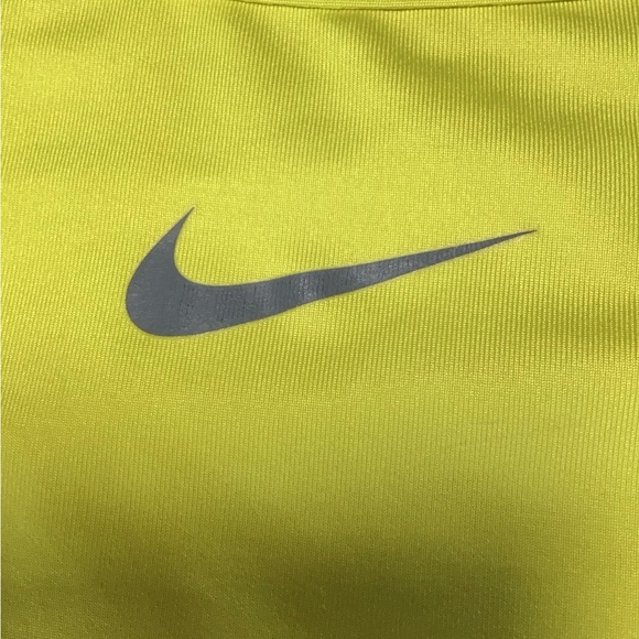 Nike Dri-FIT Yellow workout bra large - Picture 6 of 6